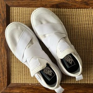 vans ultrarange sneakers